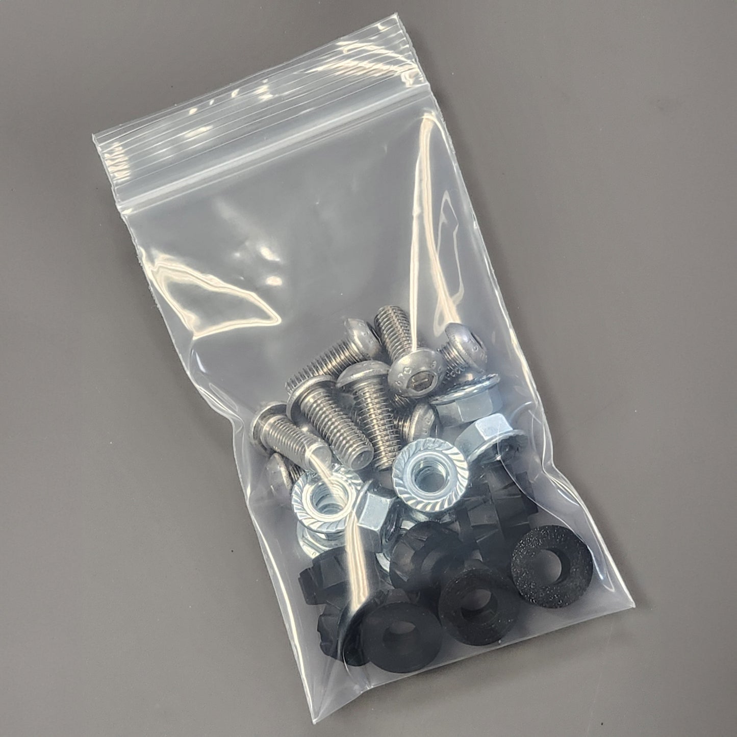 Mount kit hardware bag contents